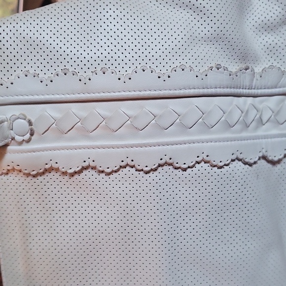 Vintage Bottega Veneta Off White Perforated Handbag - Picture 6 of 10